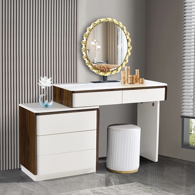 DRESSING TABLE